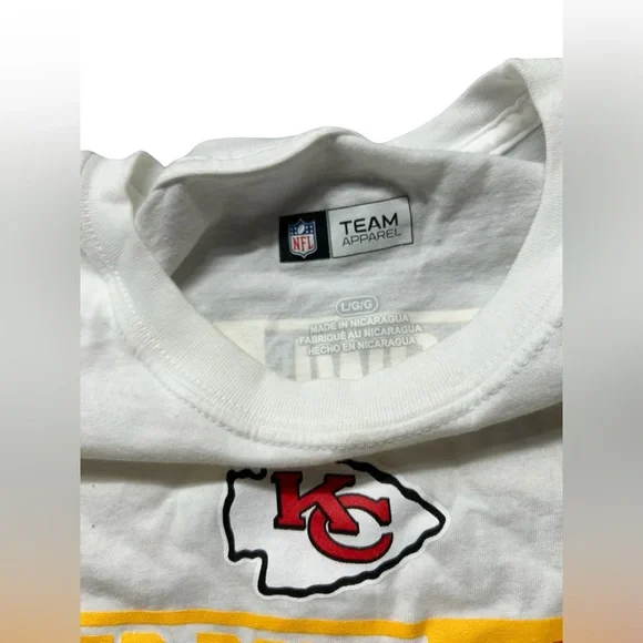 NFL KANSAS CITY CHIEFS Men’s Super Bowl LVII champions long sleeve shirt NWT - Picture 2 of 3